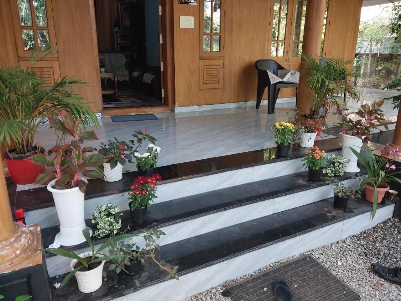 Munroe River Front Homestay Mundrothuruth